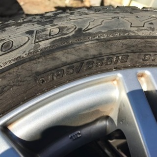 取り引き中 スタッドレスタイヤ中古の画像