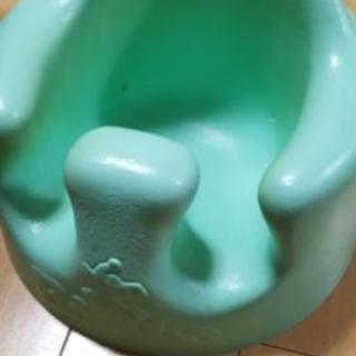 【交渉中】バンボ　テーブル付き（中古品、一部損傷あり）