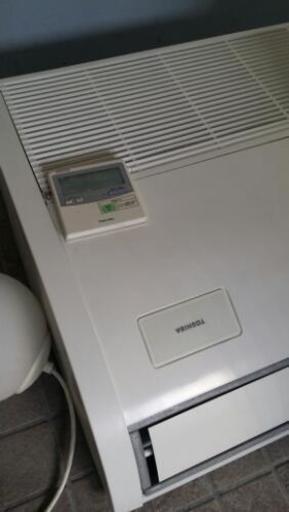 美品、東芝業務用エアコン40,000円