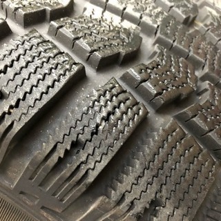 スタッドレスタイヤ4本セット 225/65R17 CRVなど 1シーズンのみ使用 Fangホイール 17インチ×7J PCD114.3 IN48 ピレリICECONTROLの画像