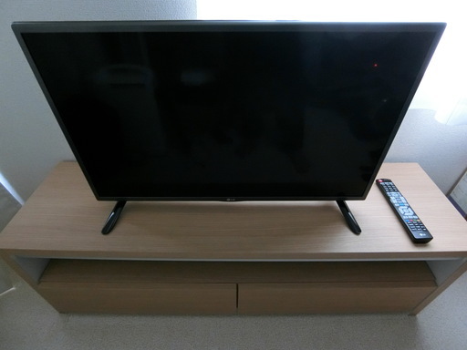 32型液晶テレビとテレビ台のセット