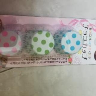 チョコカップ　ドット柄　12枚入