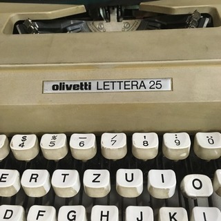 【現状渡し】Olivetti「LETTERA 25」タイプライター＊Spainの画像