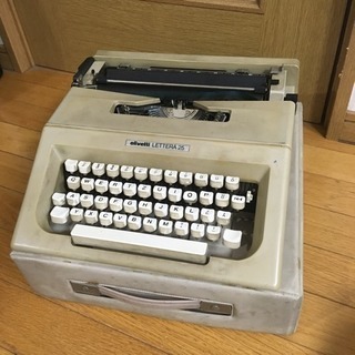 【現状渡し】Olivetti「LETTERA 25」タイプライタ...