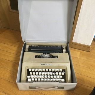 【現状渡し】Olivetti「LETTERA 25」タイプライター＊Spainの画像