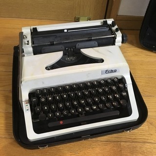 ドイツ robotron Erika 箱付きタイプライター / ...