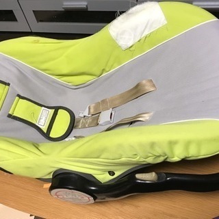 受付終了！バウンサーとチャイルドシートの画像