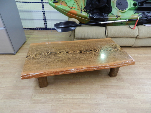 一枚板 座卓 幅136cm 奥行75cm 高さ35cm 無垢 ローテーブル 家具 和室 ☆ PayPay(ペイペイ)決済可能 ☆ 札幌市 清田区 平岡