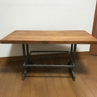 アンティークテーブル