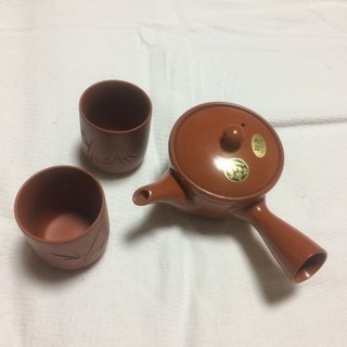 **終了**新品 無料 でるでる急須＆湯のみセット 〈引き取り限定〉