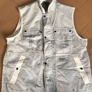 アルマーニ エクスチェンジ ベスト 新品