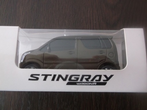 ミニカー　ワゴンRスティングレー