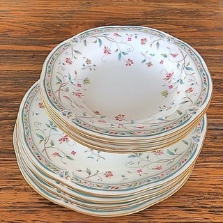 ★新春セール 1/8迄  ノリタケ 花更紗セット 26cmプレー...