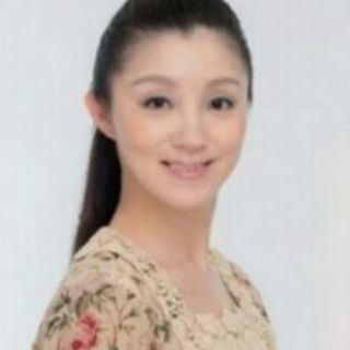 あと1名で開講✨ セブンカルチャークラブ綾瀬「宝塚ソングを歌いましょう」の画像