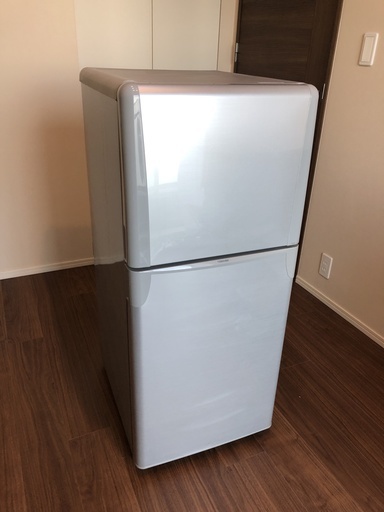 東芝製 TOSHIBA YR-12T 120L 2ドア冷凍冷蔵庫(シルバー）
