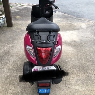 ほぼ新車..3ヶ月しか乗っていないSUZUKI レッツ ディープマゼンダの画像