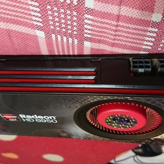 売れました！ＲａｄｅｏｎＨＤ６９５０