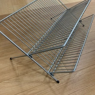 イケア 金属製 皿置き？