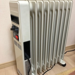 【取引終了】オイルヒーター　（四畳半〜六畳程度での使用が最適？）