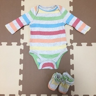 新品未使用&美品♡babyGAP♡カラフルレインボーロンパース&...