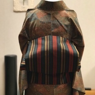 美品、正絹八寸名古屋帯。