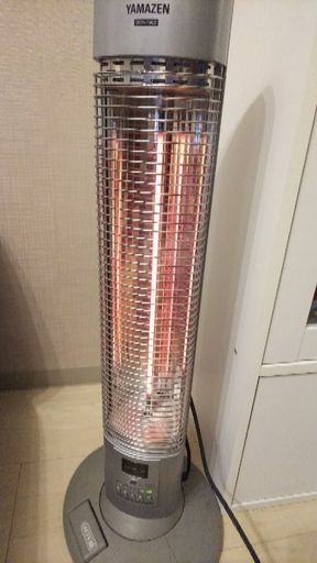 赤外線ヒーター1000円でお譲りいたします。
