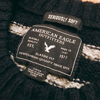 ■【★試着のみ】肌触りが気持ちいい！アメリカンイーグル クラシックストライプクルーセーターSサイズ（men's）の画像