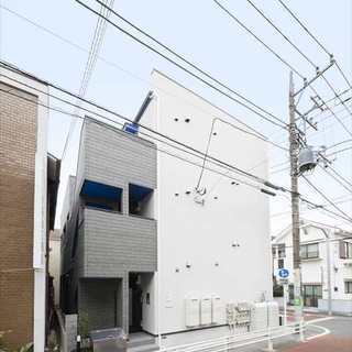 🉐初期費用17万円🙂築浅BT別🏠千代田線綾瀬駅徒歩12分！家賃6...