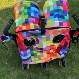 双子用 横型ベビーカー コサット  ツインの画像