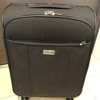 キャリーケースの画像