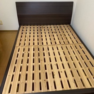 ダブルベッド