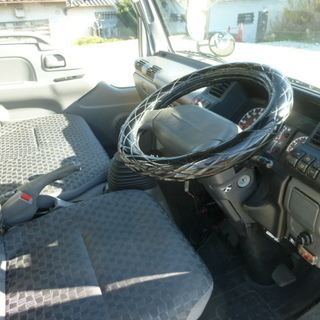 車検31年３月付　エルフ　スムーサー２ペダルノークラッチ AT限定可　愛知からの画像