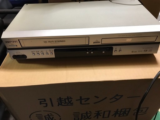【USED】日立 ビデオ一体型DVDプレーヤー DV-PF6