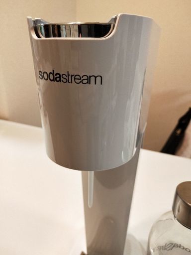 SODA STREAM ソーダストリーム ホワイト(美品)