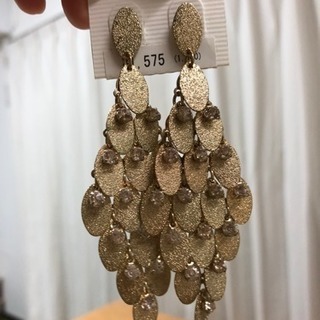 【値下げ】☆H&M ピアスの画像
