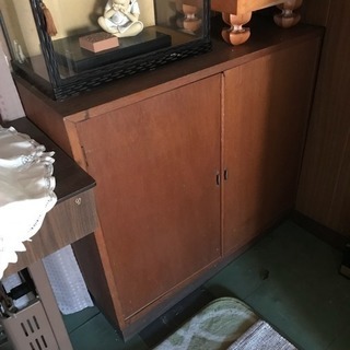 アンティーク 扉付き収納棚