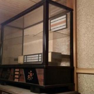 昭和レトロな雛人形ケース