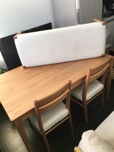 値下げしました!!天然木ウッドダイニングテーブルセット