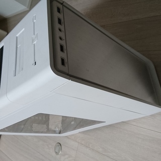 PCケース サーマルテイク Urban S31
