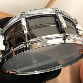 スネアドラム（ケース付き）の画像