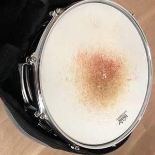 スネアドラム（ケース付き）