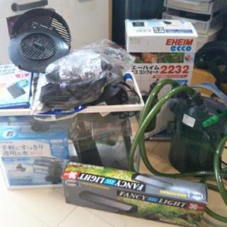 水槽用品　写真のすべて