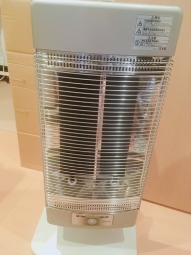 コロナ 遠赤外線電気ストーブ「コアヒート」2015年製