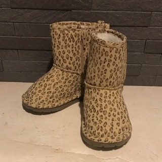 新品未使用 GAP ムートンブーツ 15cm