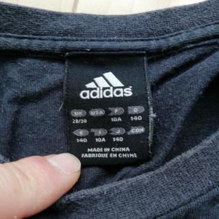 【まだ受け付けてます】adidas　ジァイアンツ　シャツ　140の画像