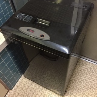 無料🆓 全自動洗濯機 作業着洗いなどにいかがでしょう？　決まりま...
