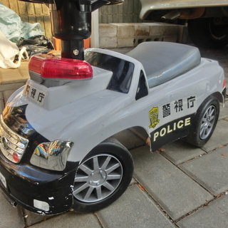 乗用玩具 足けり 警視庁 POLICEキックカー