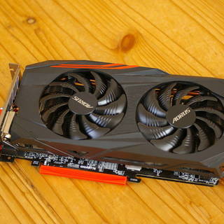 ☆値下げしました☆箱付き☆美品☆GIGABYTE ビデオカード☆...