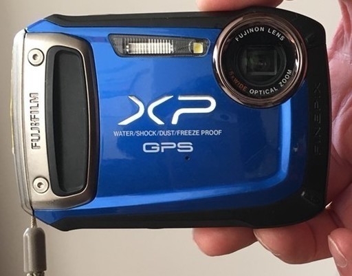 富士フィルム タフネスデジタルカメラ 「FinePix XP150」10m防水・2m耐衝撃構造・-10℃耐寒・防塵 おまけで三脚付き
