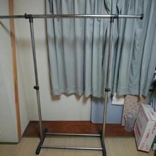洋服かけ